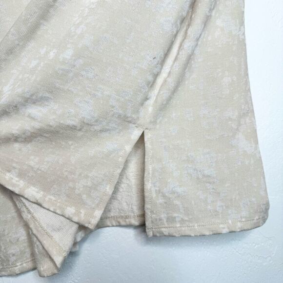 Chico's Zenergy Short-Sleeved 1/4 Zip Cowl Neck Drawstring Top Cream Size 3 [XL] - Picture 8 of 13